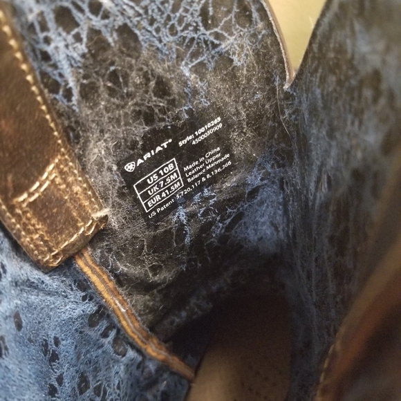 Boots - Picture 6 of 11